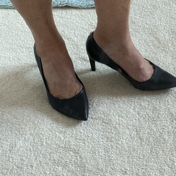 CK Black dress pumps Sz 7.5 M - Picture 5 of 6
